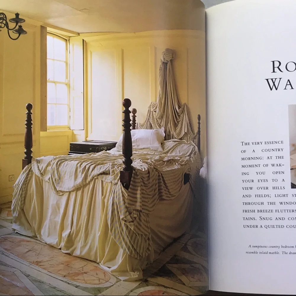 Traditional Country Style Elizabeth Wilhide Paperback Coffee Table Book - Picture 5 of 13